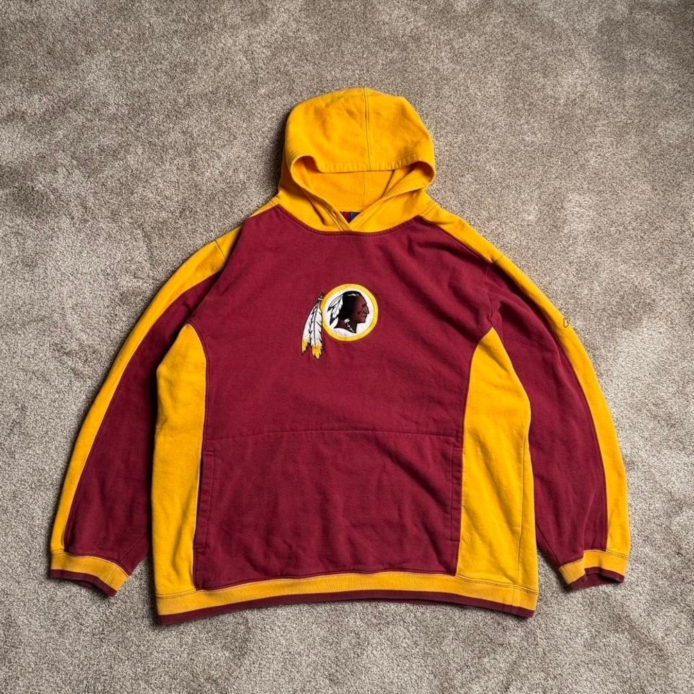 REEBOK "WASHINGTON REDSKINS" COLOUR BLOCK PULLOVER HOODIE